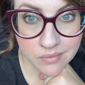 Meet your Posher, Jeni